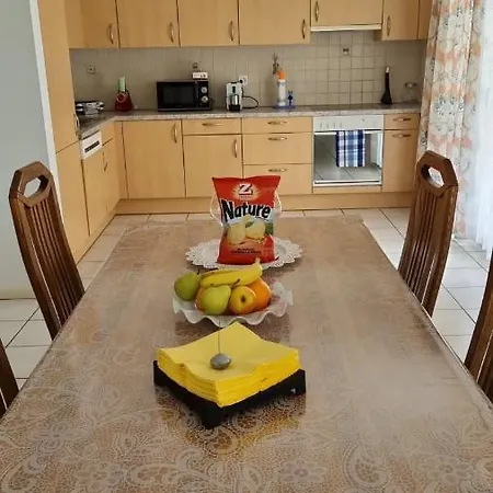 Apartament Casa Manuela Tra Bellinzona Locarno E Lugano *