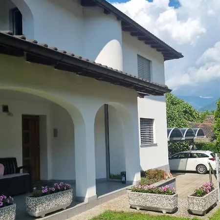Casa Manuela Tra Bellinzona Locarno E Lugano * Cadenazzo